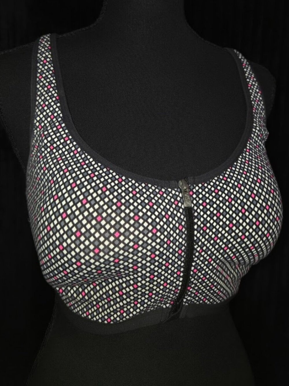 VSX Knockout Front-Close Sports Bra 34DDD